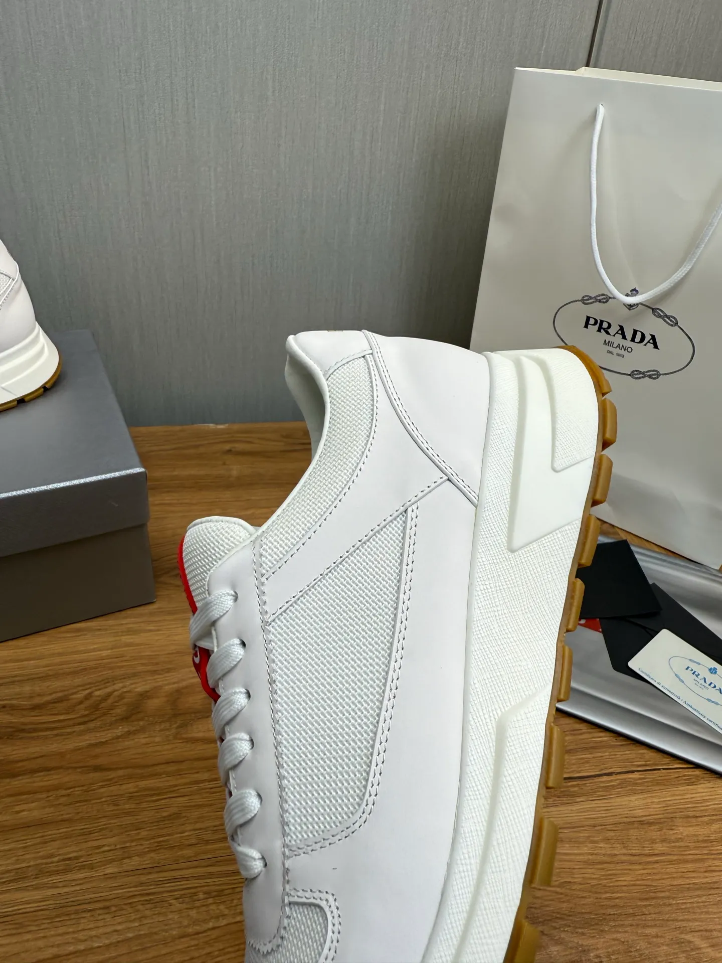 Men's shoes 💰560💰 [PRADA] Men's shoes are popular in the counter, official website is synchronized, 1 high-quality shipment ✔️Original cowhide upper + cowhide lining, 1🆚1 replica, original sole, 38-45 (45 customized, non-refundable)